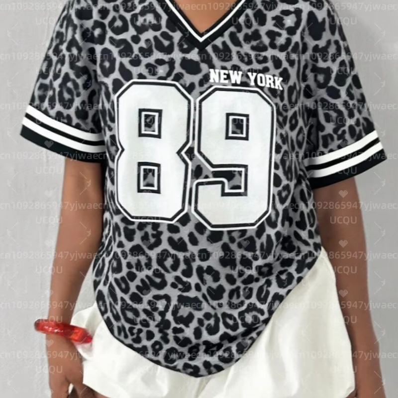 NEW YORK NO.89 Printed V-neck  - Men'S Fashion New York review and price